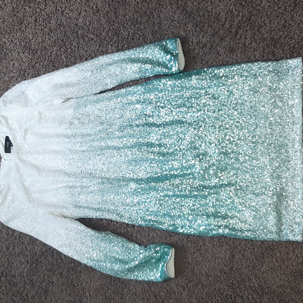 Gorgeous ombre, mint green and white sequin dress.